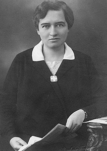 HB Portrait 2 HB Portrait 2